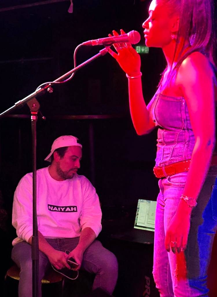 naiyah-live-gig-concert-london-shoreditch-the-star-in-shoreditch-show-music-artist-singer-2024-naiyah